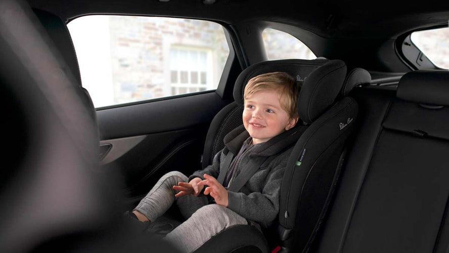 6 car safety tips for travelling with children