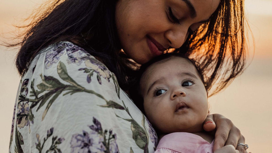 Breastfeeding-friendly wedding guest outfits
