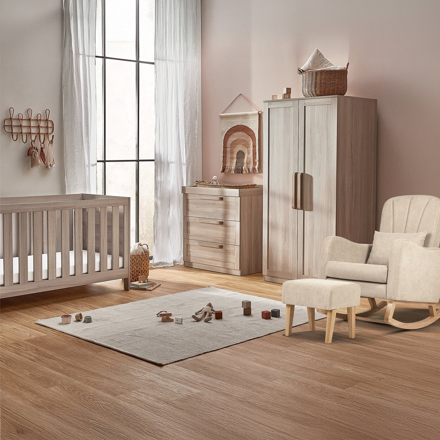 Bromley Oak 4 Piece Nursery Room Set