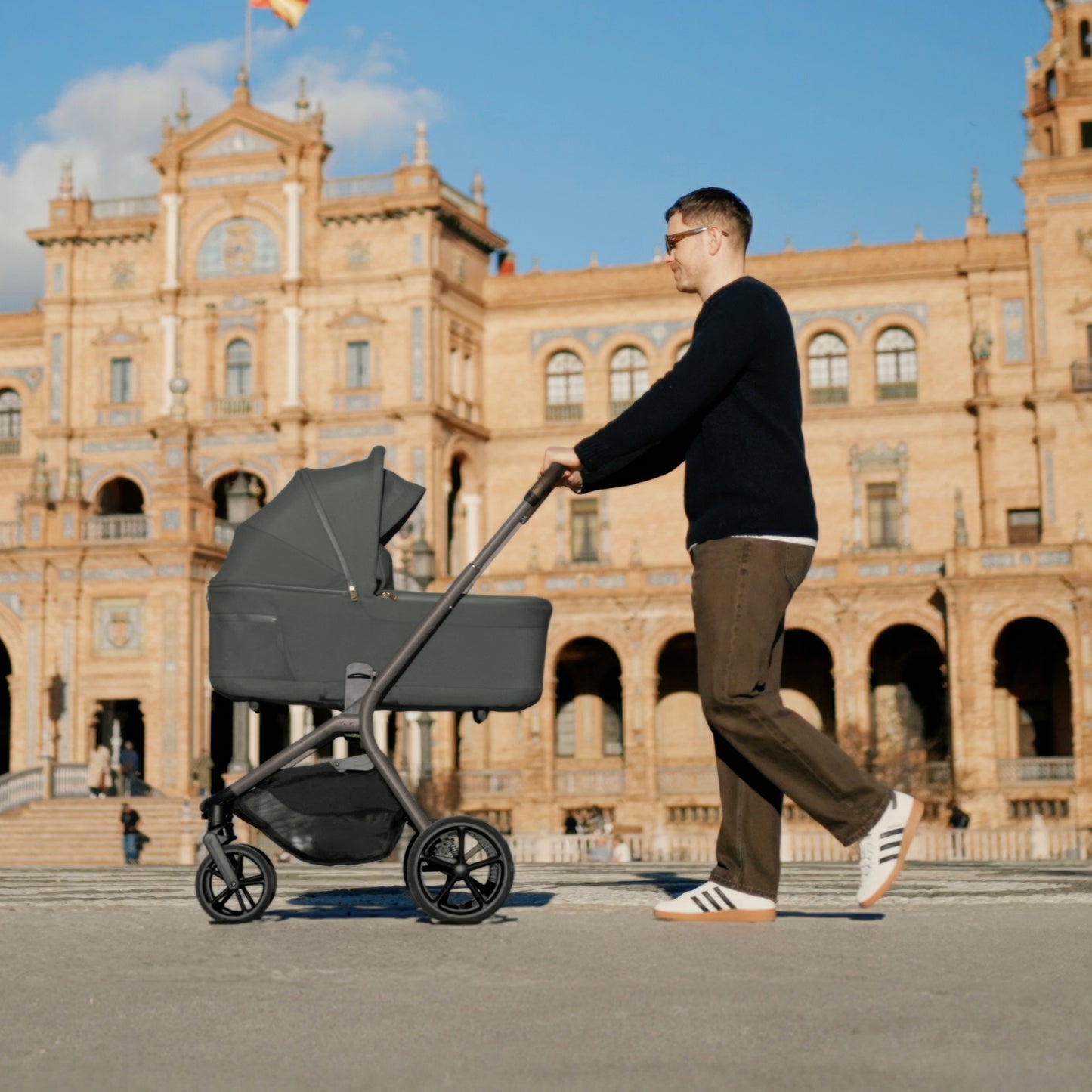 Breez Pewter Travel System Ultimate 360 Family Car Seat Bundle (13 piece)