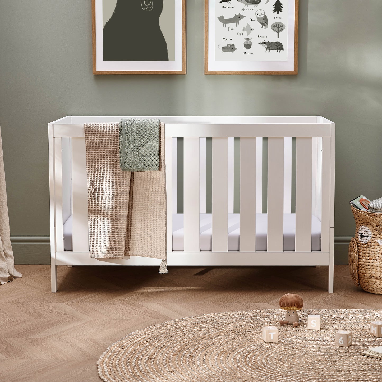 Bromley White 4 Piece Nursery Room Set