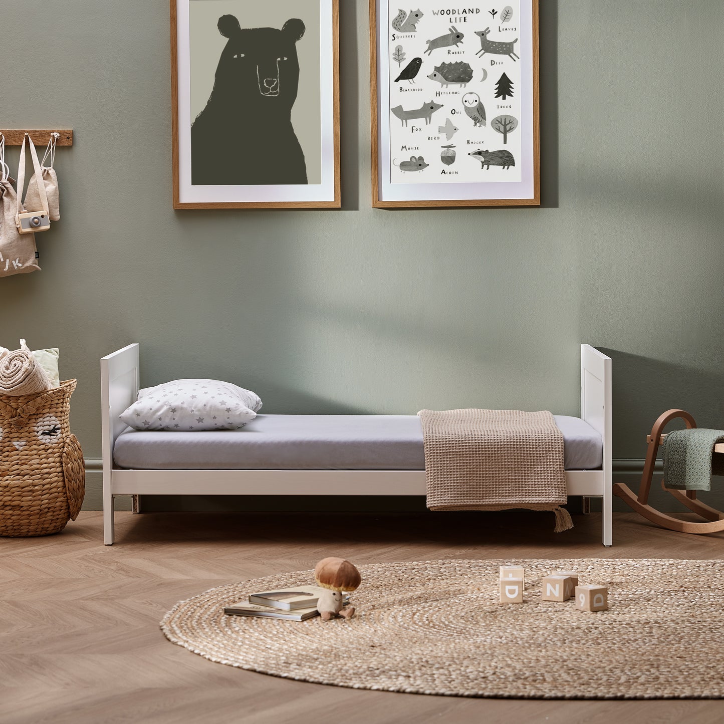 Bromley White 4 Piece Nursery Room Set