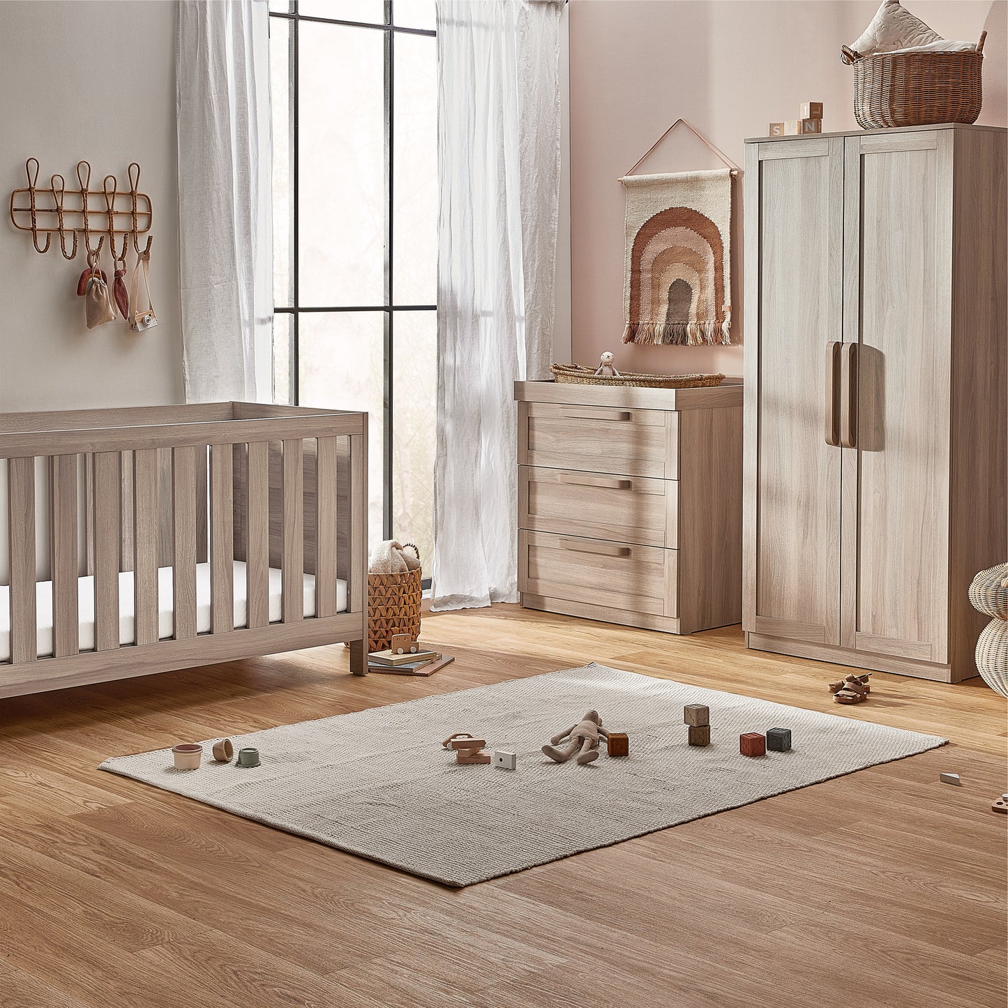 Bromley Oak 4 Piece Nursery Room Set