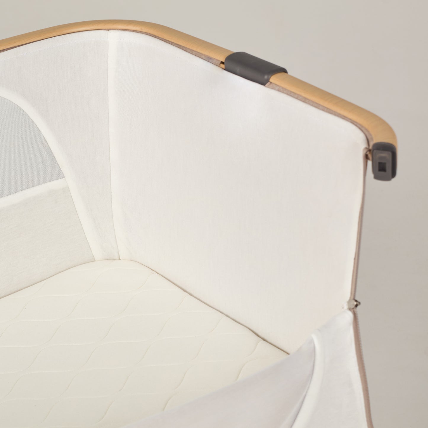Lunar Bedside Crib Oatmeal New Arrival Bundle - Bunny Print
