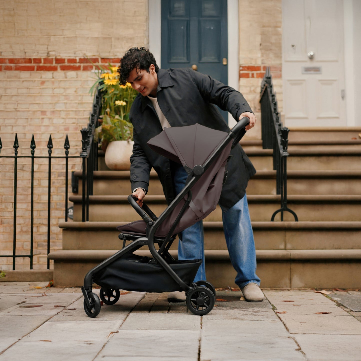 Nia Chocolate Compact Travel Stroller with Carrycot (6 Piece)